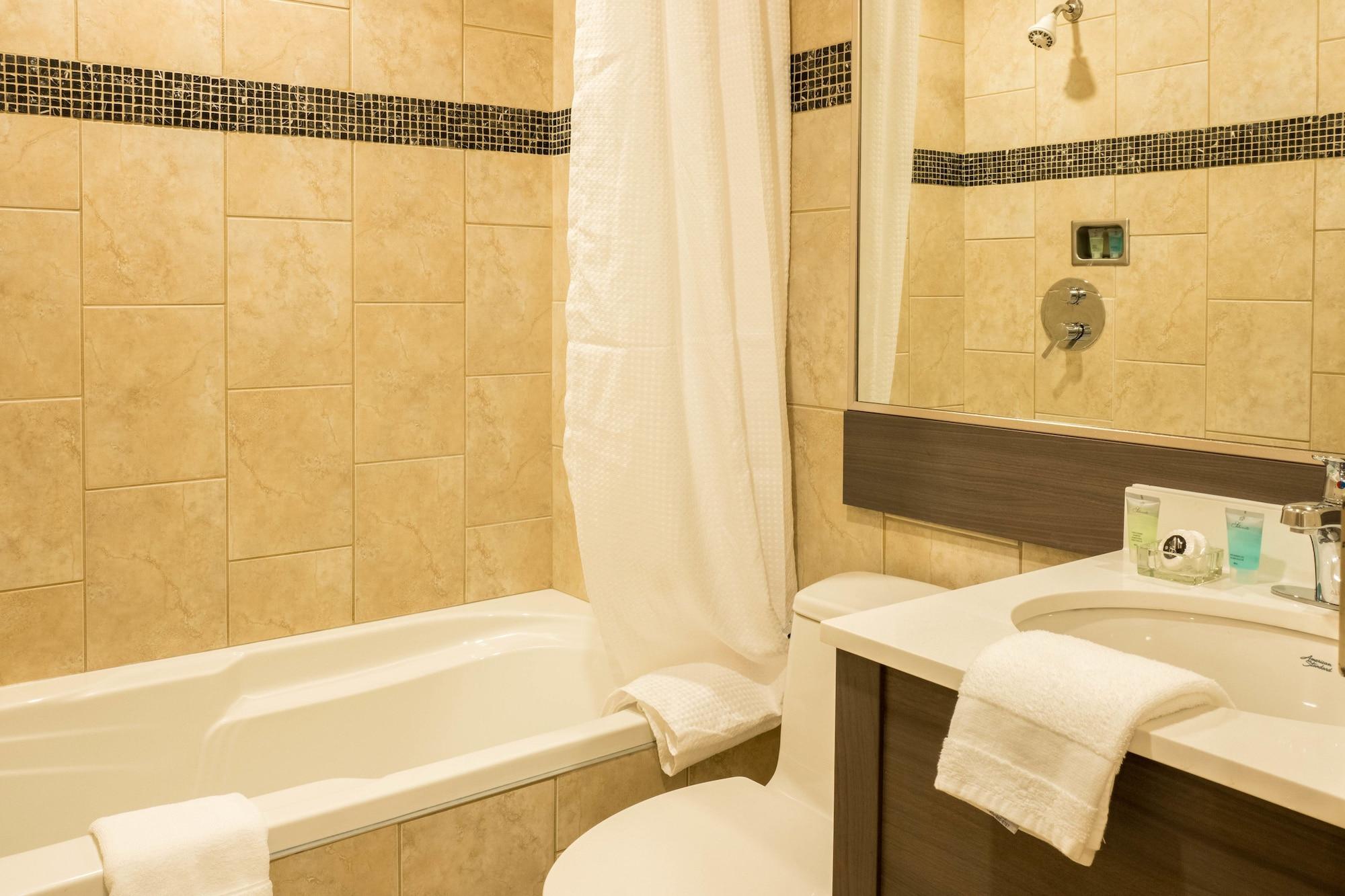 Le Chabrol Hotel & Suites Montréal Dış mekan fotoğraf