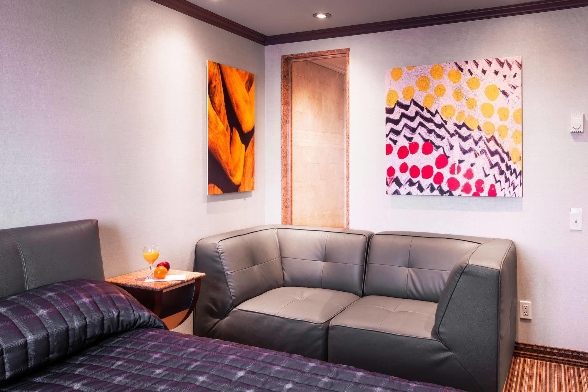 Le Chabrol Hotel & Suites Montréal Dış mekan fotoğraf